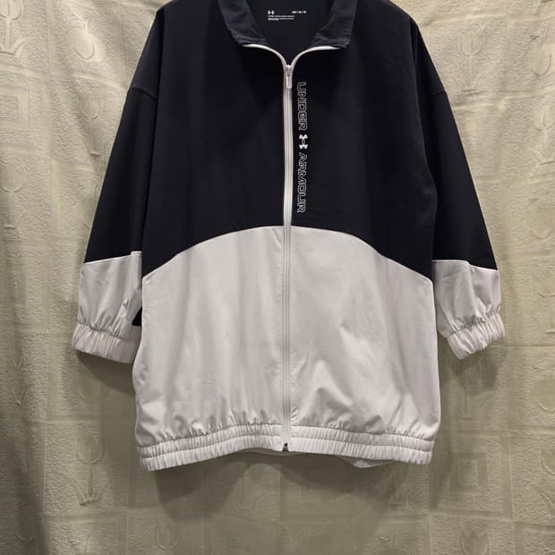 언더아머 우븐 풀집럽 여성 방풍자켓 바람막이 95(66)