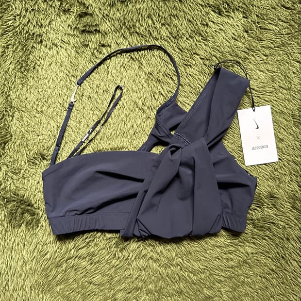 [S] 나이키 x 자크뮈스 탑 브라 다크 옵시디언 - US/EU