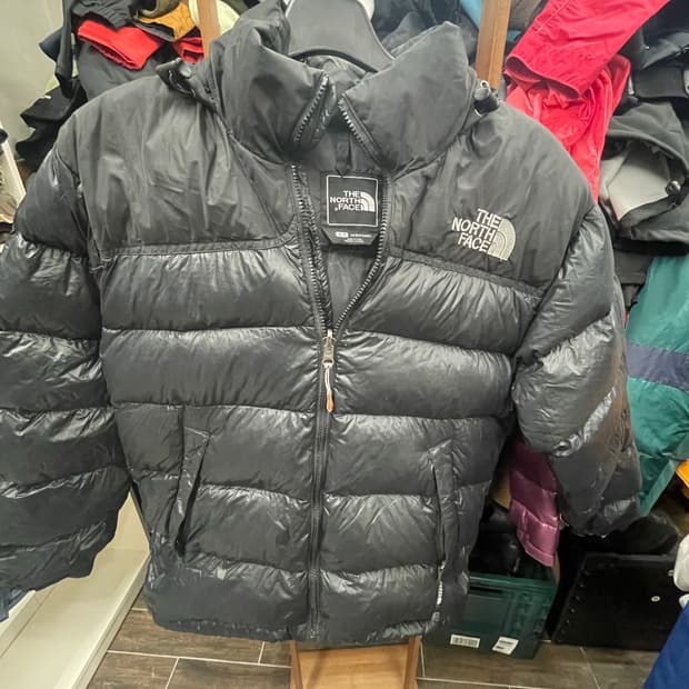 노스페이스 블랙패딩