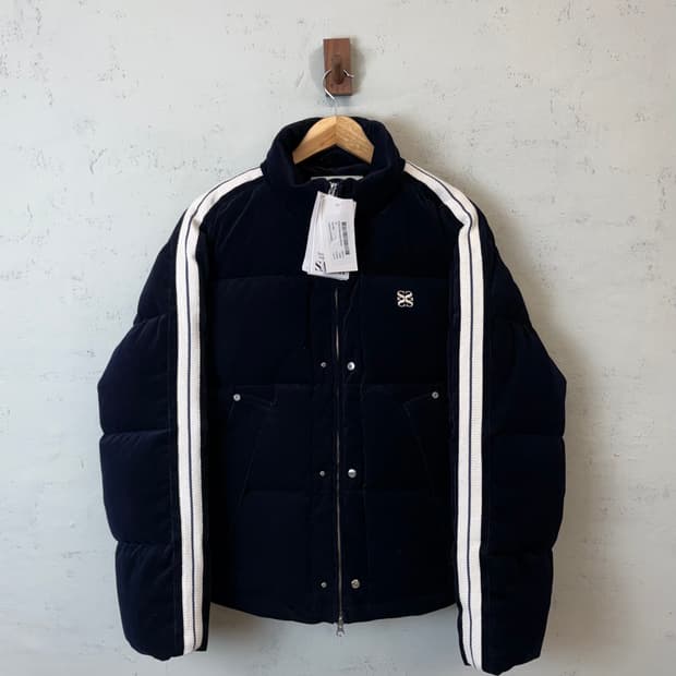 세터 로턴 코듀로이 다운패딩 네이비