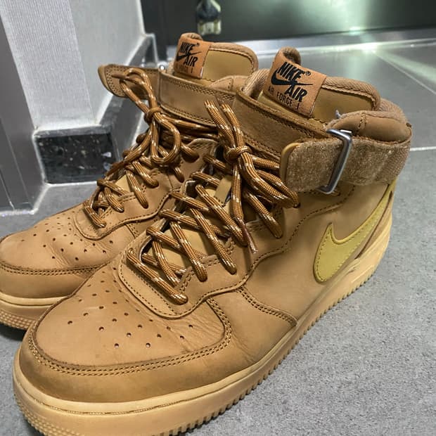 나이키 에어포스 미드