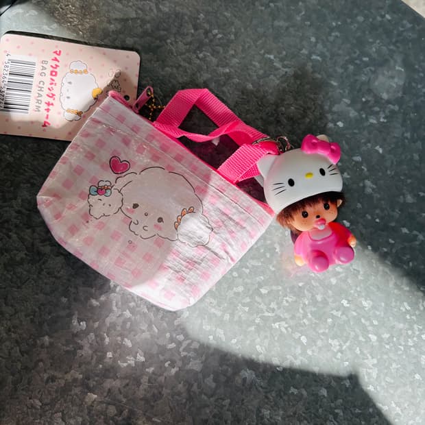  키티 헬멧 + 몬치치 베이비(✨앉은몬치차+ 체크산리오 정품지퍼파우치 세