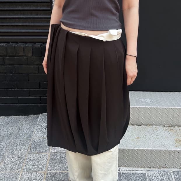 에옹쓰 eonts Pinched pleats skirt - brown