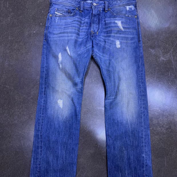 디젤 사파도 레귤러 슬림 스트레이트핏 빈티지 데미지 데님팬츠 34