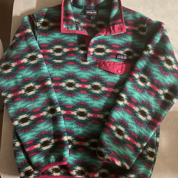 파타고니아 신칠라 터콰이즈 핑크 아즈텍 여성 M