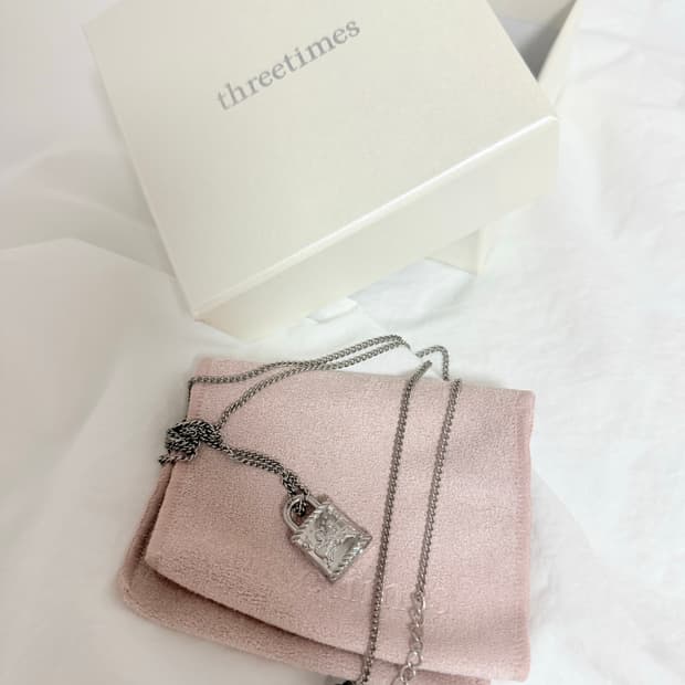 쓰리타임즈 러브락 목걸이 라이트 실버