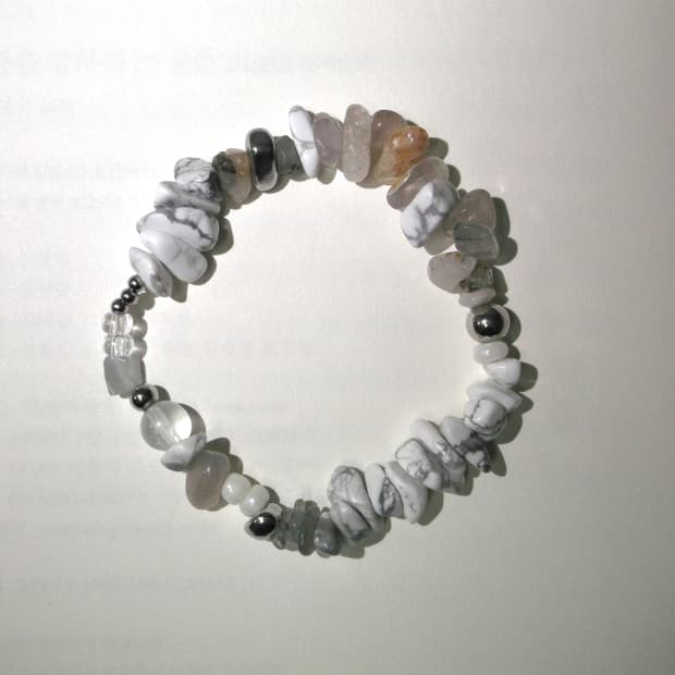 [Hikaroi] One&Only 002 Howlite Bracelet