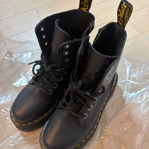 닥터마틴 제이든 III 앵클부츠