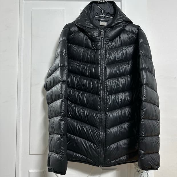 나이키 700필 경량패딩