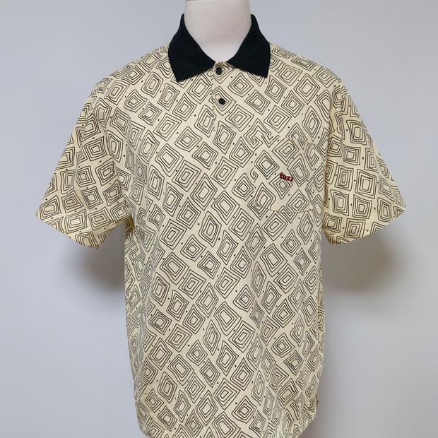 퍼즈(Fuzz) 패턴 반팔 카라티 (L)오버핏 

