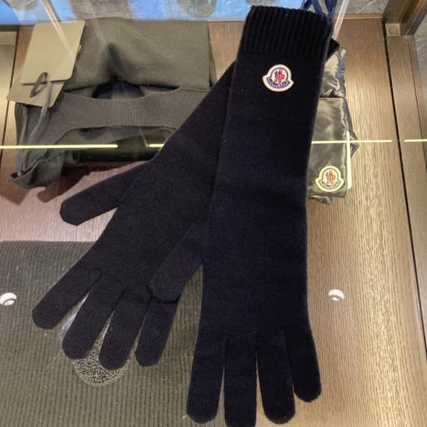 몽클레어 여성 울 장갑