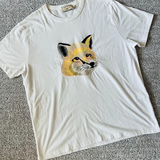 메종 키츠네 빅 파스텔 폭스 헤드 자수 티셔츠