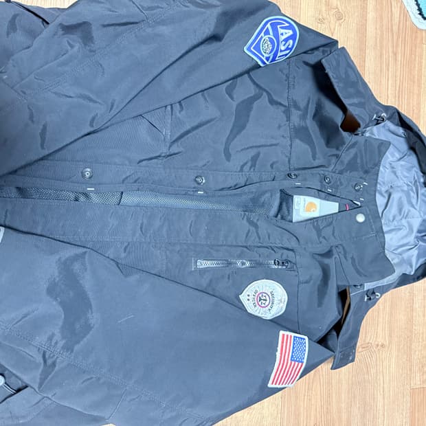 칼하트 빈티지 바람막이