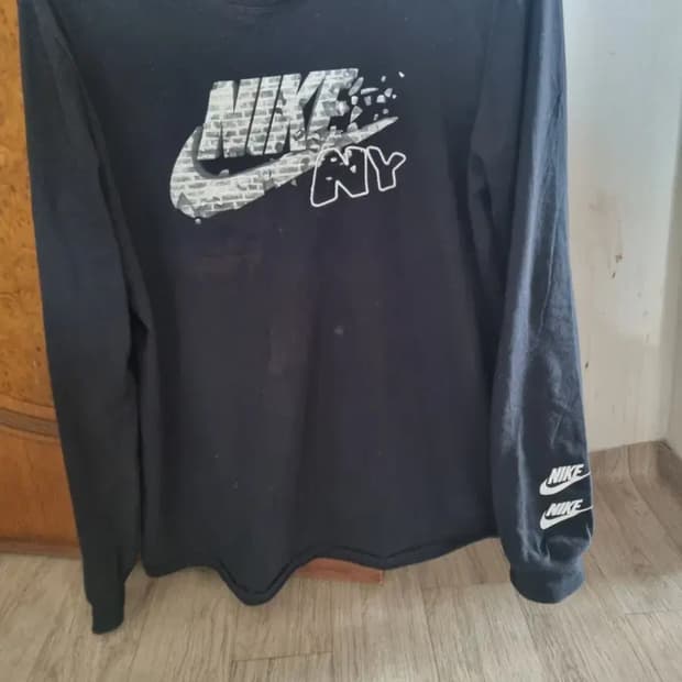 나이키맨투맨.   L/XL