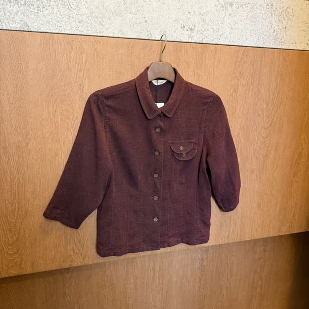 빈티지 린넨 셔츠 싱글 플랩 포켓 디테일 7부 디테일 레귤러핏 와인