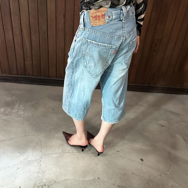 LEVI'S 934 cropped cinch back w32