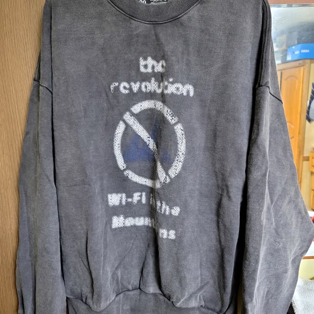 Stu 디스트로이드 스웻셔츠 L