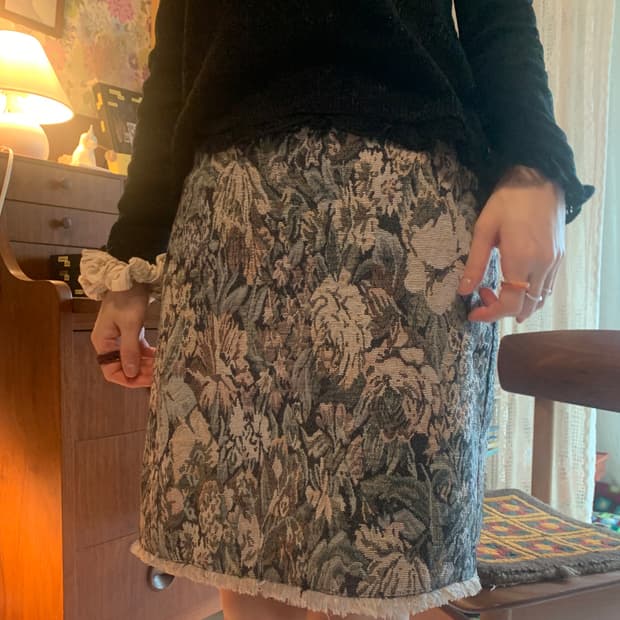 플라워 패턴 미니 스커트