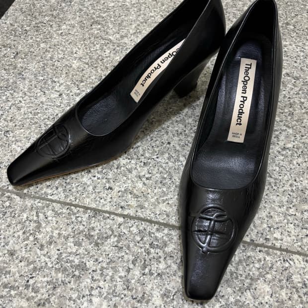 더오픈프로덕트 블랙 힐 (새상품)