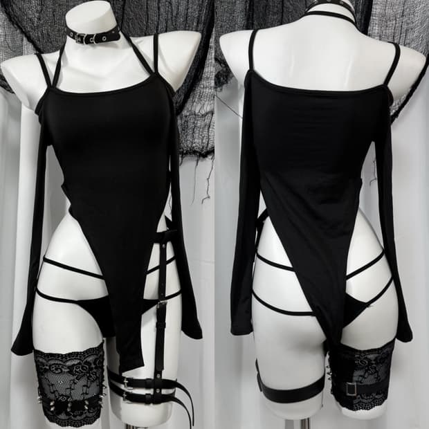 detail bady suit