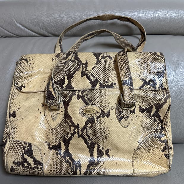 브릭스 BRIC'S 희귀템 리얼 뱀피 토드백 가방