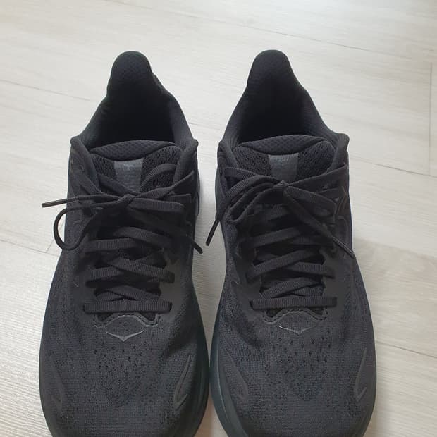 호카 클리프톤 10 (남성)ㅡ250cm