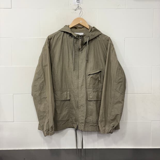 에스피오나지 후드 바람막이 자켓