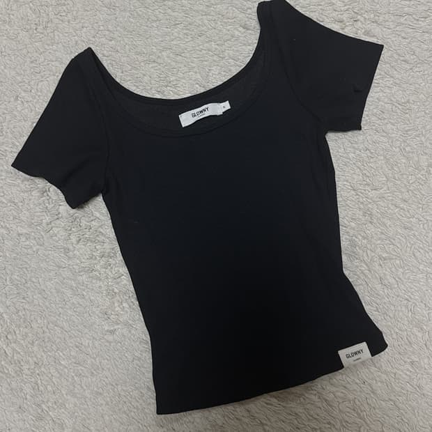 글로니 G CLASSIC RIB TEE (BLACK)