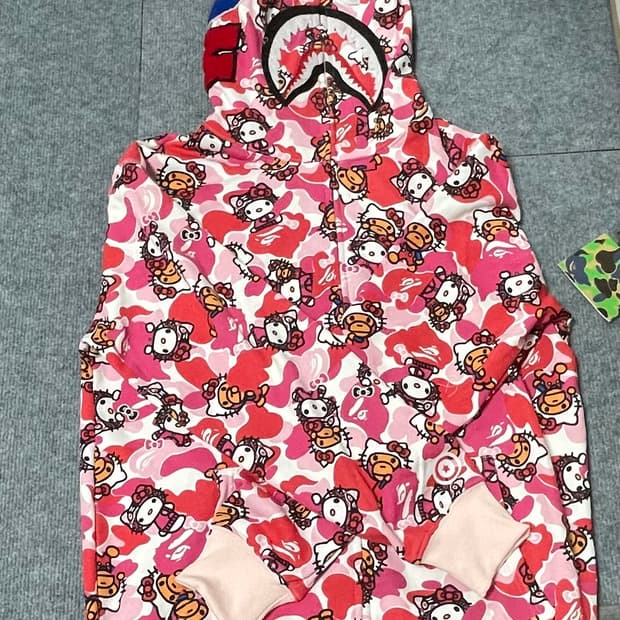 베이프 헬로키티 후드집업 2XL
