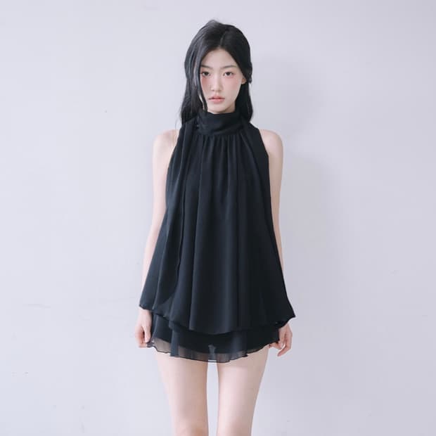 레이즈미야 유이 러플 블라우스 black
