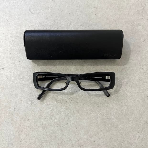 PRADA 안경