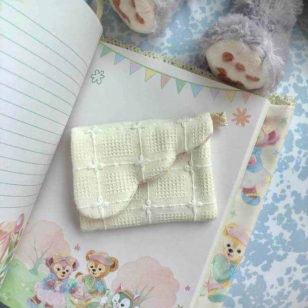 wildflower angel wing cardholder
