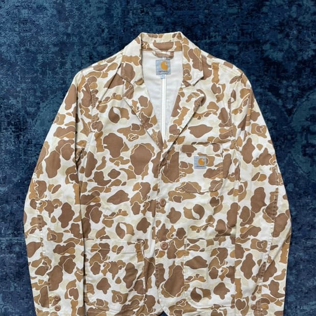 칼하트 카모 자켓