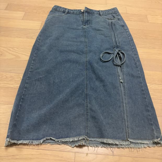 청 데님 스커트 컷팅 밑단 묶음 디테일 (XL)