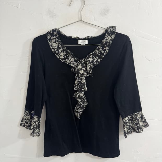 ensuite oriental detail top