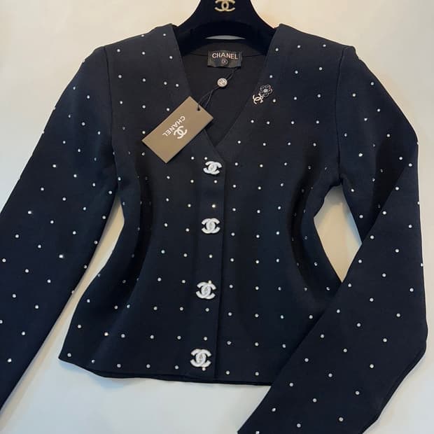 (새상품)샤넬 가디건