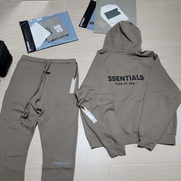 에센셜 21ss 스웻 팬츠 토프 taupe