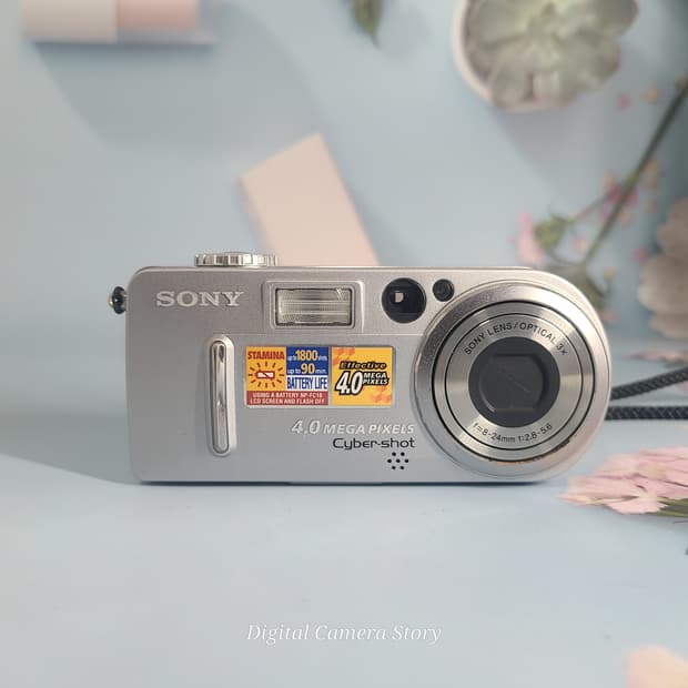 소니 사이버샷 dsc-p9디카 (빈티지 카메라)