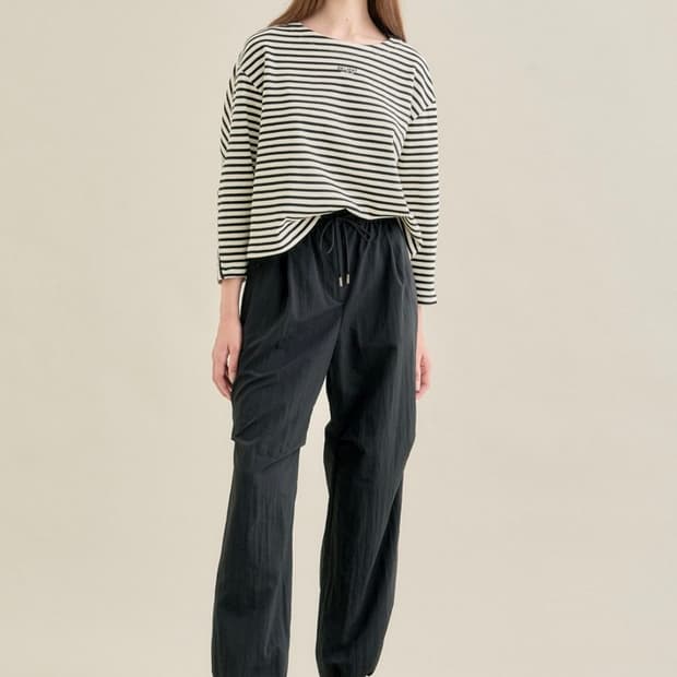 한섬 SJSJ 2023 드로우스트링  포켓 팬츠 64-94사이즈