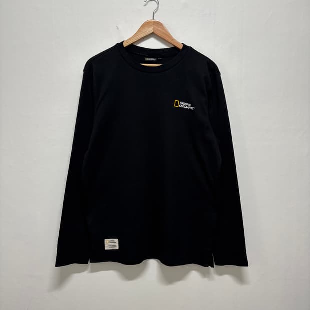 내셔널지오그래픽 블랙 롱 슬리브