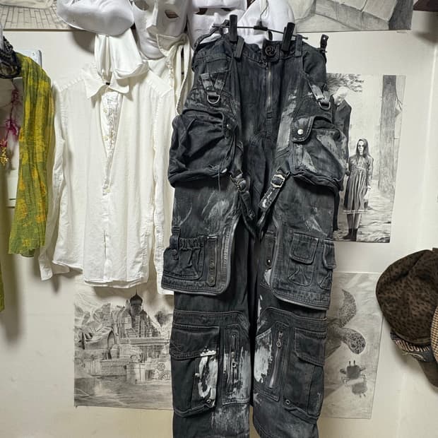 White Stain Graffiti Cargo Pants 커스텀