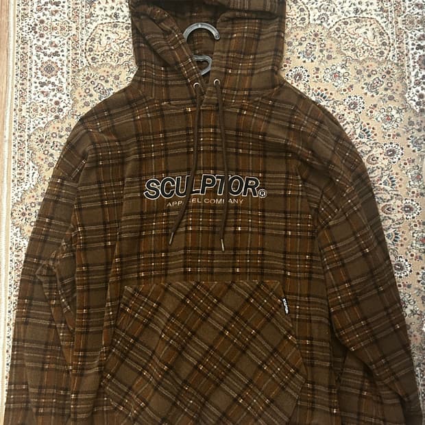 스컬프터 후드티