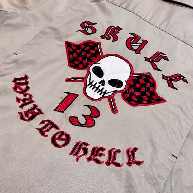 Neyries Clothing 스컬자수 반팔셔츠