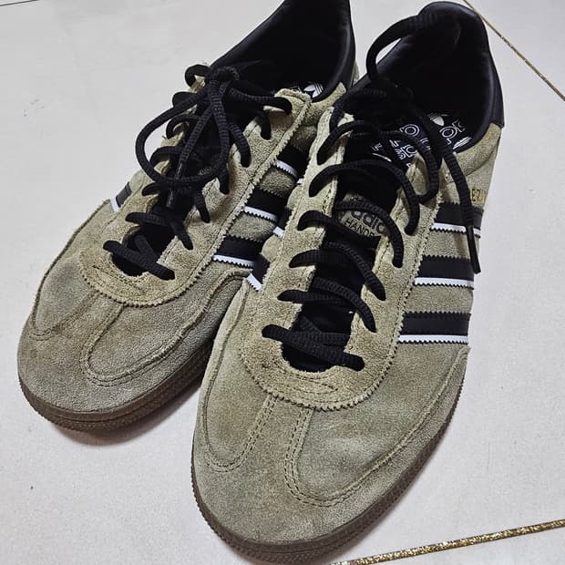 아디다스 스페지알 핸드볼 포커스 올리브 코어 블랙 팝니다