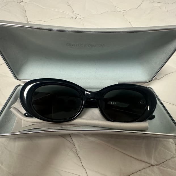 젠틀몬스터 eve01