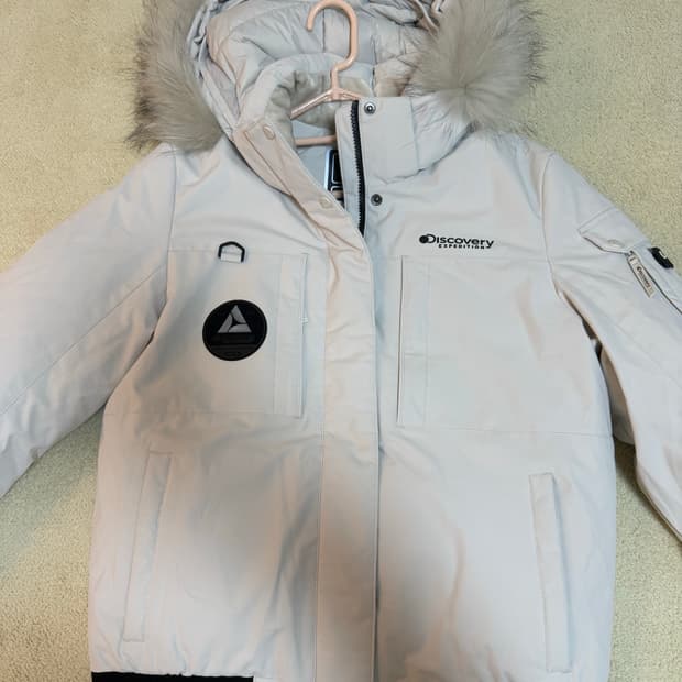 디스커버리 밀포드 숏패딩