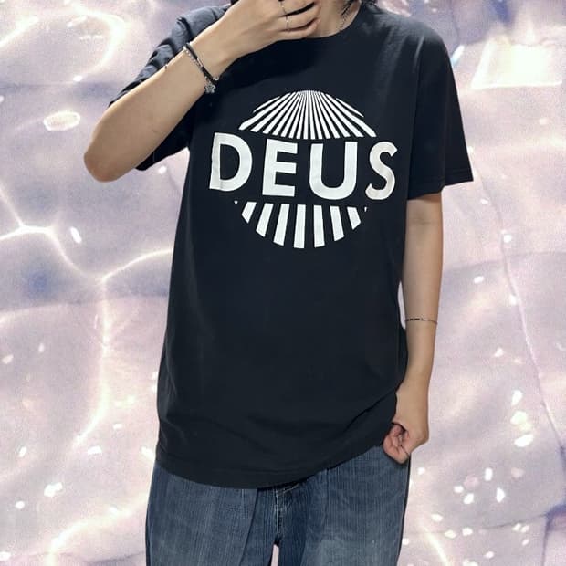 데우스 엑스 마키나 선버스트 반팔 티셔츠 블랙 L 