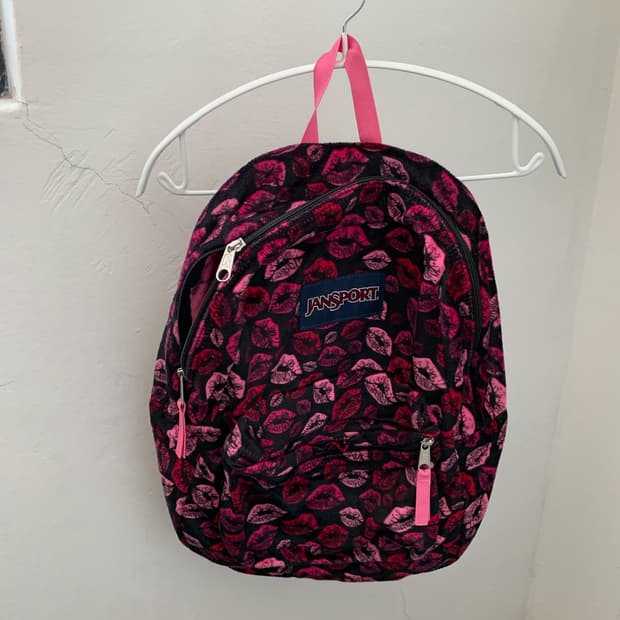 잔스포츠 키스 백팩