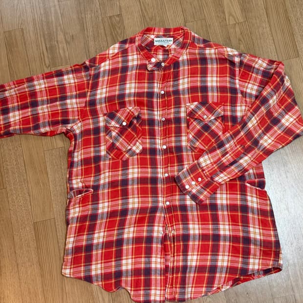 Sassafras weeds barrow the band half