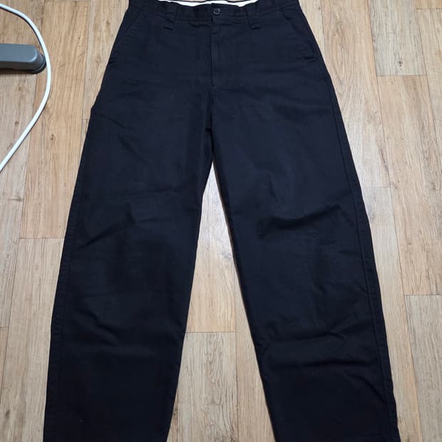 Uniqlo U 와이드핏치노팬츠